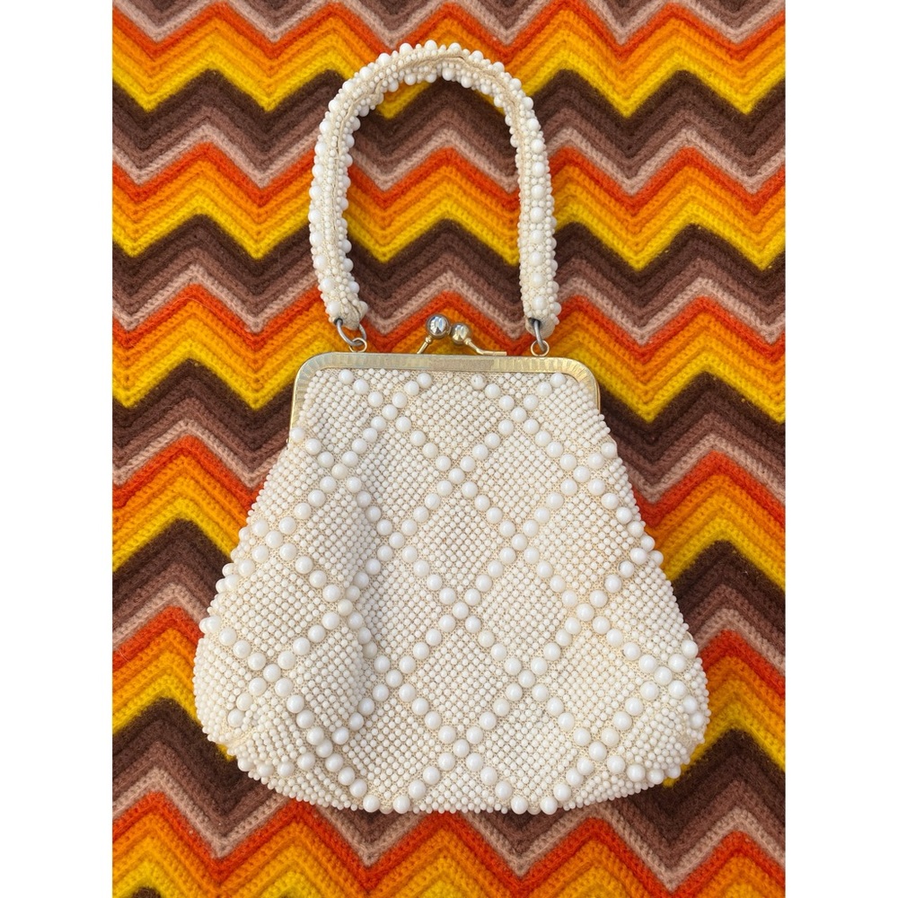 Vintage 1960s White Mod Beaded Top Handle Bag